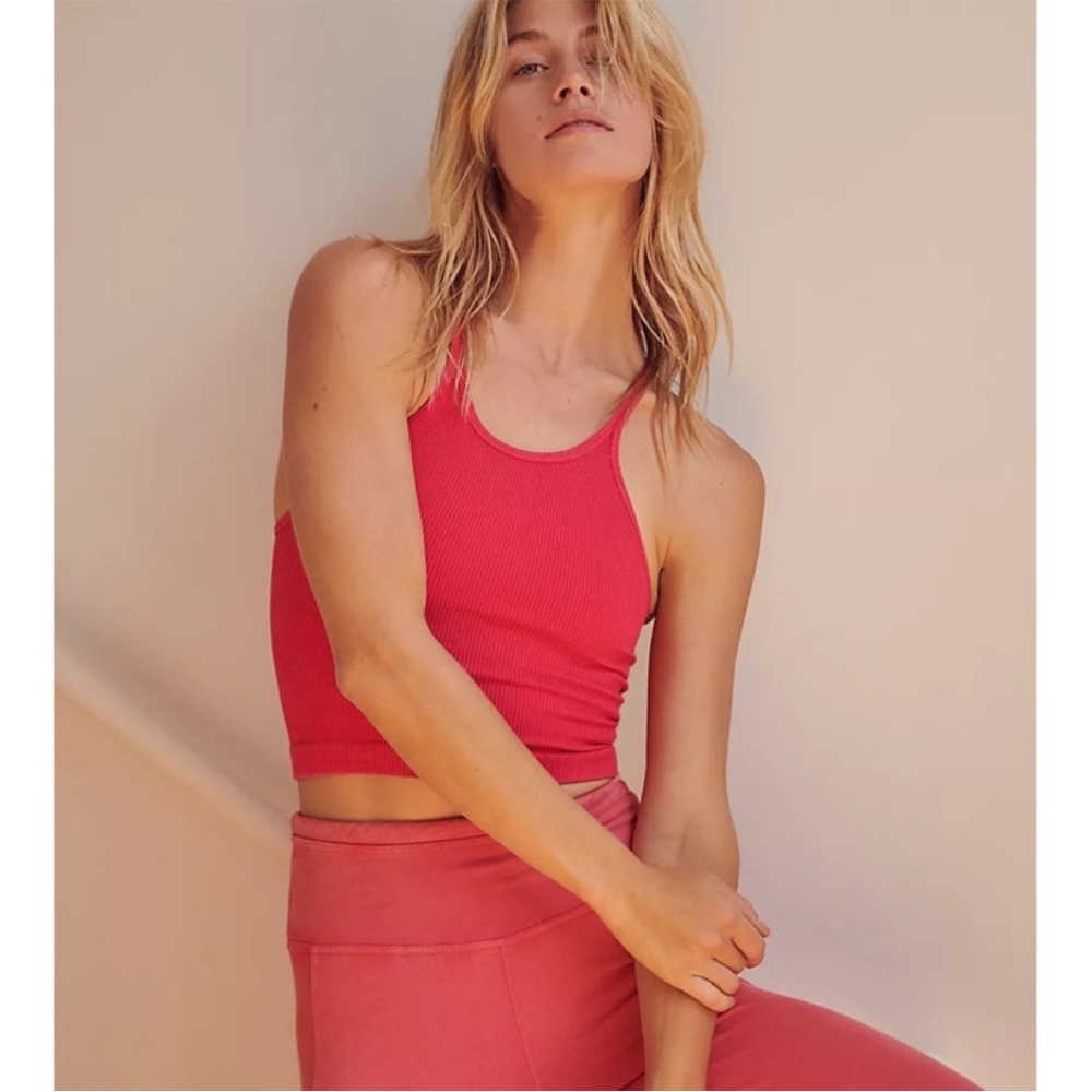 Free People Happiness Runs Long Crop Tank PUNCH pomegranate pink XS/S $40 - Picture 5 of 6